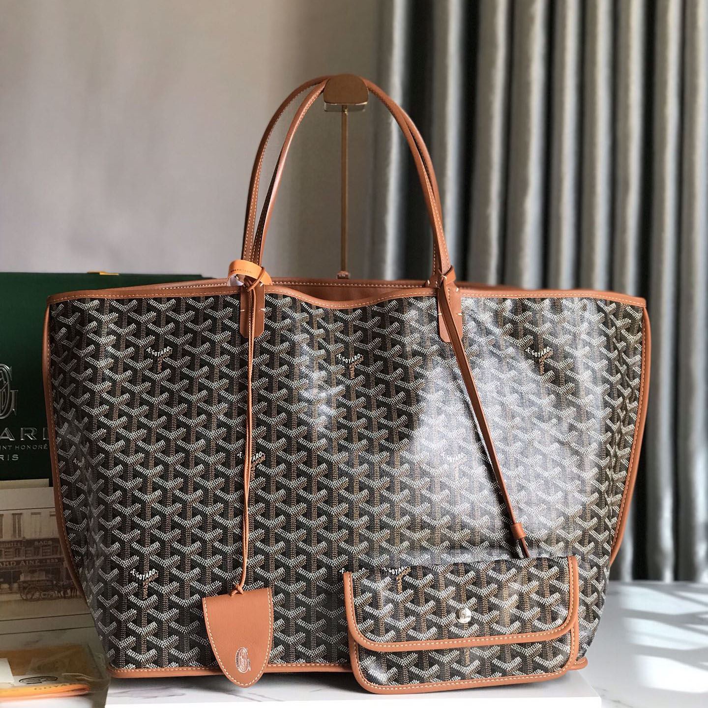 Go*ard shopping bags